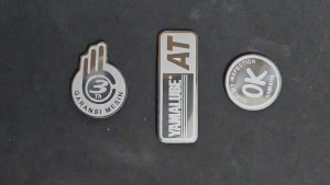 STIKER EMBLEM garansi 3 tahun oke yamalube STAINLESS
