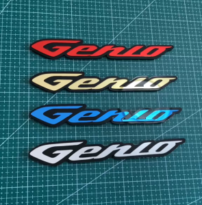 Emblem Akrilik 3D Genio: Aksesori Kendaraan yang Berbeda