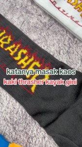 Kaos Kaki Oldschool Motif Skate Merk Panjang Premium - Hosela Project