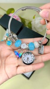 Jam Tangan Wanita Terbaru Model Gelang Pandora Titanium DiLengkapi Liontin Mewah Love Dan Kupu Kupu
