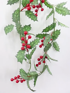 NUVOX 2M Artificial Holly Leaves Red Berries Vine Xmas Foliage Rattan Garland DIY Garland Wreath Xmas Tree Hanging Home Decoration Wreath
