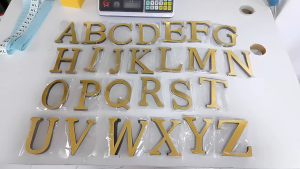【Fast Delivery】26 Letters DIY 3D Mirror Acrylic Wall Sticker Decals Home Decor Wall Art Mural