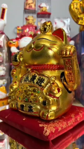 แมวกวักนำโชค เซรามิกสีทอง ขนาด 9 นิ้ว กวักเรียกทรัพย์ เสริมฮวงจุ้ย ธุรกิจค้าขายเจริญรุ่งเรือง