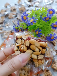 Kẹo chuối khóm siêu đậu giòn thơm  ít ngọt 1kg ( 2 túi)