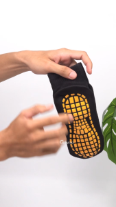 Tất chống trơn cao cấp GOMTAT nhiều kích thước vớ nam nữ cổ cao chất liệu cotton mềm mịn có đệm cao su chống trượt - JZ-2504-1DOI