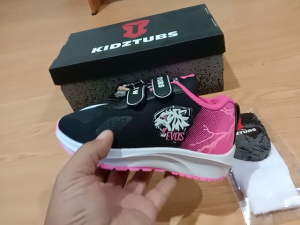 Sepatu Sekolah Anak Perempuan Karakter Evos Cewek Warna Hitam Murah Perekat Rekat Kecil Tanggung Umur Usia PAUD TK SD SMP SMA Kelas 1 2 3 4 5 6 7 8 9 0 Tahun-KIDZTUBS0114222009