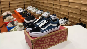 รองเท้าผ้าใบVans Old Skool สีฟ้า รุ่นยอดฮิต ทรงสวย การันตีคุณภาพ สินค้าพร้อมกล่อง