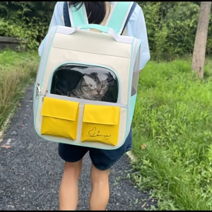 QQPET กระเป๋าแมว เป้สัตว์เลี้ยง การผสมสองสี ทันสมัยและดูดี ใบใหญ่มาก พับเก็บได้ พร้อมกระเป๋าเก็บของ