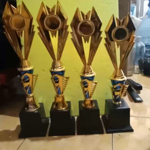 Piala Lomba Juara 1 2 3 4 (FTG Body Biru) & Sticker Piala Termurah