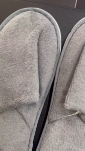 พร้อมส่ง Slippers สลิปเปอร์ รองเท้าใส่ในบ้าน เกรดโรงแรม คลินิก สปา มีส้น หนานุ่ม ใส่สบาย สไตล์มินิมอล