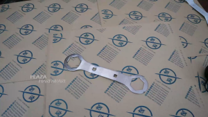 Kunci Kanvas Ganda Motor Matic 39x41 mm Warna Chrome