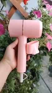 Mấy sấy tóc mini cầm tay 2 chiều nóng lạnh HAIR DRYER công suất 1800W 2 chế độ sấy chăm sóc tóc.