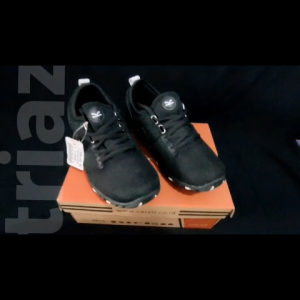 Carvil Sepatu Sekolah Anak Laki-Laki Larroy C Full Hitam Tali Casual