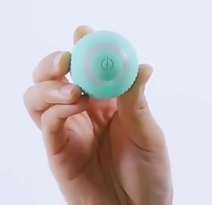 Mainan anjing kucing Bola LED 55 mm Cat Dog Toys Listrik Bergulir Cerdas Hewan Peliharaan Bola Smart Rotating Ball For Pet