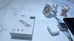 【🔥SG SELLER🔥】RICHMENTGADGET 3 IN 1 magnetic suction wireless fast charger 15W Simultaneous charging of phone/Airpods/iWatch Customized family photo wireless charging for fruit fans