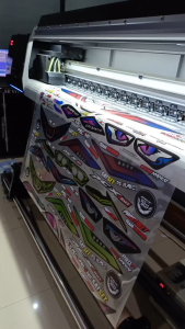 Stiker Lampu Beat Deluxe 2024 GEN 2 / SB Sobat Stiker /  Sticker Transparan Variasi Lampu Alis Motor Honda Beat Deluxe lis lampu terbaru