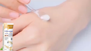 Collagen Eye Cream Mencerahkan mata 20g kantung mata penghilang Mata Panda Penghilang Kantung Mata Krim Mata Memudar Krim mata anti kerut Krim mata mencerahkan Menghilangkan lingkaran mata hitam Krim hot sale