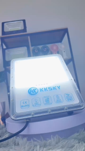 KKSKY สไตล์ใหม่ ขอบอลูมิเนียม ไฟโซล่าเซลล์ 100w 200w 300w โซล่าเซลล์ Outdoor Solar Light IP67 โคมไฟโซลาเซลล์ รับประกัน 5 ปี