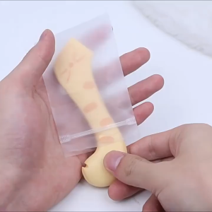 Pet Food Can Spoons for Dog and Easy Scooping Food Can Opener Cute Tail Shape Lid Feeding Spoon