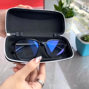 Retro Style Student Office Workers Commuter Glasses Case Durable Pressure-resistant Eyeglass Storage Box