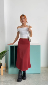 เสื้อปาดไหล่แขนสั้น สไตส์สาวฮอต เสื้อครอปน่ารักให้ดี อดิเช่น ศูนย์ เส้นทางซีดสีร้อน