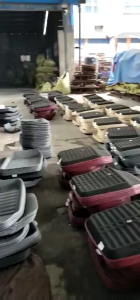 พรมปูพื้นรถยนต์ พรมหนังปูพื้นรถยนต์ ถาดรองพื้นรถยนต์ ขนาดฟรีไซส์ สำหรับรถกระบะ และ รถเก๋ง ส่งจากไทย