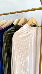 Rok Plisket Velvet Bludru Import Pilihan Terbaik