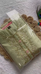 PRE ORDER 15 DAYS - READYMADE PUNJABI SUIT