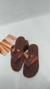 Sandal Kulit Pria Zack Comet Elegan - Motif Geometris Anti Slip - Warna Coffee/Hitam/Coklat