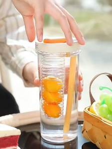 Nino Infus Bottle 700 ML BPA FREE Anti Tumpah Praktis Untuk Travel Olahraga Dewasa Anak Bening Transparant