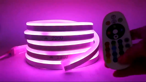 ไฟ RGB สมาร์ท 220 โวลต์พร้อมไฟนีออนสว่างเป็นพิเศษพร้อม บลูทู ธ ใบสมัคร รีโมทคอนโทรลเปลี่ยนสีได้หรี่แสงนีออนกันน้ำกลางแจ้งพร้อมตกแต่งบ้าน