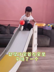 Cầu trượt nhựa máng dài 165cm kết hợp bóng rổ Babyviva
