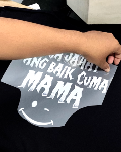 Desain Kaos Keren - Desain Orang Tua Yang Baik Cuma Mama - Kaos Orang Tua - Bahan Combed 20s Lembut Nyaman Sablon Standar Distro