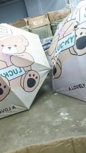 พร้อมส่ง ร่มยูวี ร่มกันแดด กันฝน ร่มลายน้องหมีน่ารักสดใส ร่มพับร่ม3ตอน (ไม่ใช่อัตโนมัติ)