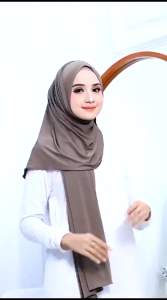 PROMOSI PASHMINA KEKINIAN - Pashmina Tidak Melenyot Hijab Kekinian Pashmina Kaos Jersey 75 x 180 cm