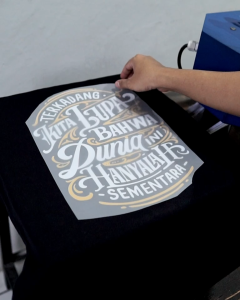 Desain Kaos Keren - Dunia Sementara - Kaos Islami - Bahan Combed 20s Tebal Lembut dan Nyaman Standar Kaos Distro