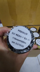 Ribbon Premium WaxWax-ResinResin - Black  หมึก ริบบอน พรีเมียม แว็กซ์แว็กซ์-เรซิน เรซิน พิมพ์ฉลาก สีดำ Ink Outside 110x300 (มม.xม.) แกน 1 นิ้ว