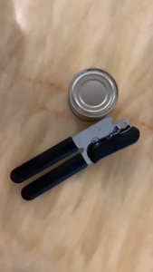 ที่เปิดกระป๋อง ที่เปิดขวด ที่เปิดฝา และยังเปิดฝาขวดได้ ที่เปิดฝาขวด ที่เปิดกระป๋องสแตนเลส อุปกรณ์เปิดกระป๋อง ที่เปิดกระป๋องอเนกประสงค์ ที่เปิดฝาเบียร์