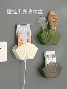 ขาตั้งโทรศัพท์ติดผนัง ที่วางรีโมท เก็บโทรศัพท์มือถือ ตะขอสองด้าน กล่องใส่รีโมทติดผนัง ไม่ต้องเจาะ ใส่ปากกา มีช่องสำหรับเสียบสายชาทจ์