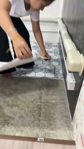 สติ๊กเกอร์ติดพื้นกันน้ำ วอลเปเปอร์ติดพื้นห้อง wallpaper  กันลื่น แต่งห้องน้ำ ห้องนอน ผนัง สติ๊กเกอร์ติดพื้น มีกาวในตัว