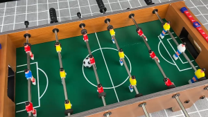 ของเล่น ฟุตบอลมือหมุน โต๊ะฟุตบอลของเล่น เกมฟุตบอล ขนาดใหญ่ กีฬาฟุตบอล เกมฝึกสมอง ของขวัญเด็ก ฟรีกล่อง