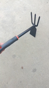 Pacul Mini 2 Fungsi: Cangkul & Pacul Garpu Besi