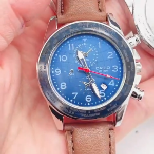 นาฬิกาข้อมือผู้ชาย แบบใหม่ล่าสุด สวยและดี หน้าปัดมีวันที่บอก กันน้ำ พร้อมกล่องฟรี