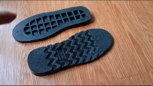Outsole Sepatu Boot Redwing Alas Bawah Sol Potong Sepatu Karet Mentah Rubber PDH Jadul Kecil sz 38 sd 40
