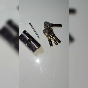 silinder besar 4 kunci berat 150g an cylinder pintu selot rumah babet SPARE PART KOMPONEN KUNCI PINTU SUKU CADANG