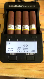 Liitokala Baterai Isi Ulang 18650 Li-Ion 3.7V 3000mAh 1 PCS - HG2 - 7RBT1MBR