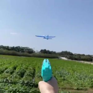 Plane Catapult Airplane Launcher Toy Foam Glider LED Launcher Gun Cool Kids Outdoor Toys