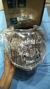 HEAD Lamp Assy Lampu Depan Reflektor MEGAPRO MONOSOK 2010 2011 2012 2013 KYE MERK WIN
