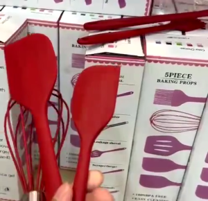 Spatula Set Alat Masak 5 In 1 Sutil Scrap Kocokan Silicone/Silikon