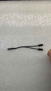 Dây chia cổng POWER SW 1 ra 2 dài 10cm.